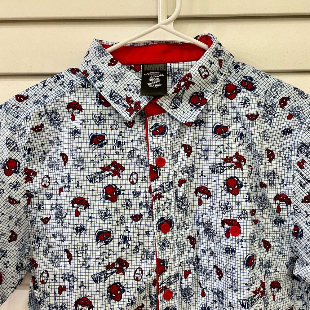 Marvel Spider-Man Graphic Shirt in Red and Blue Size Small NWT